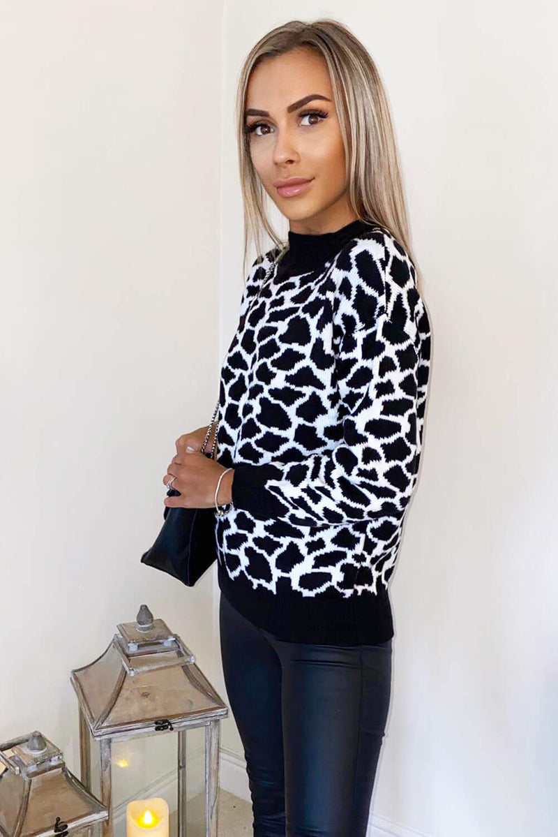 Black Giraffe Printed Knitted Jumper